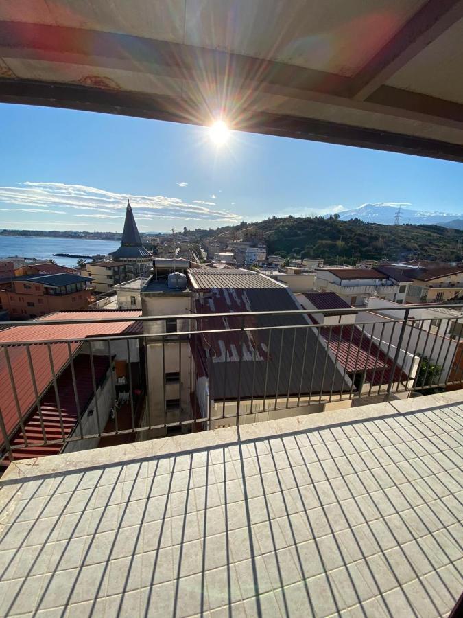 Nick & Santo'S Holiday Homes B&B Giardini Naxos Eksteriør bilde
