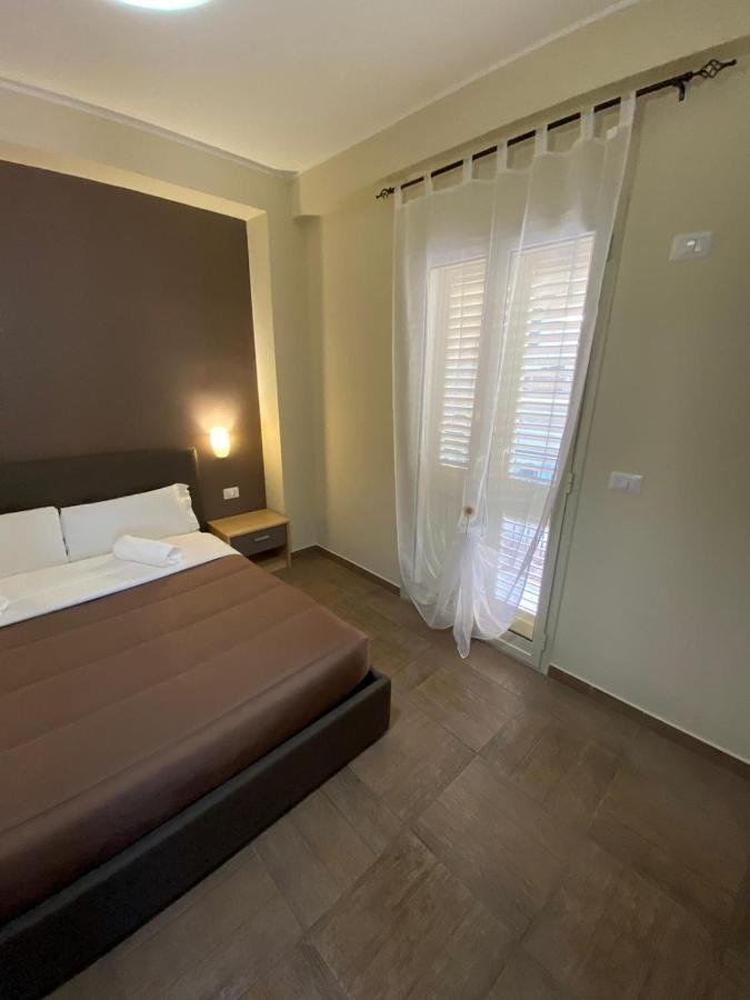 Nick & Santo'S Holiday Homes B&B Giardini Naxos Eksteriør bilde