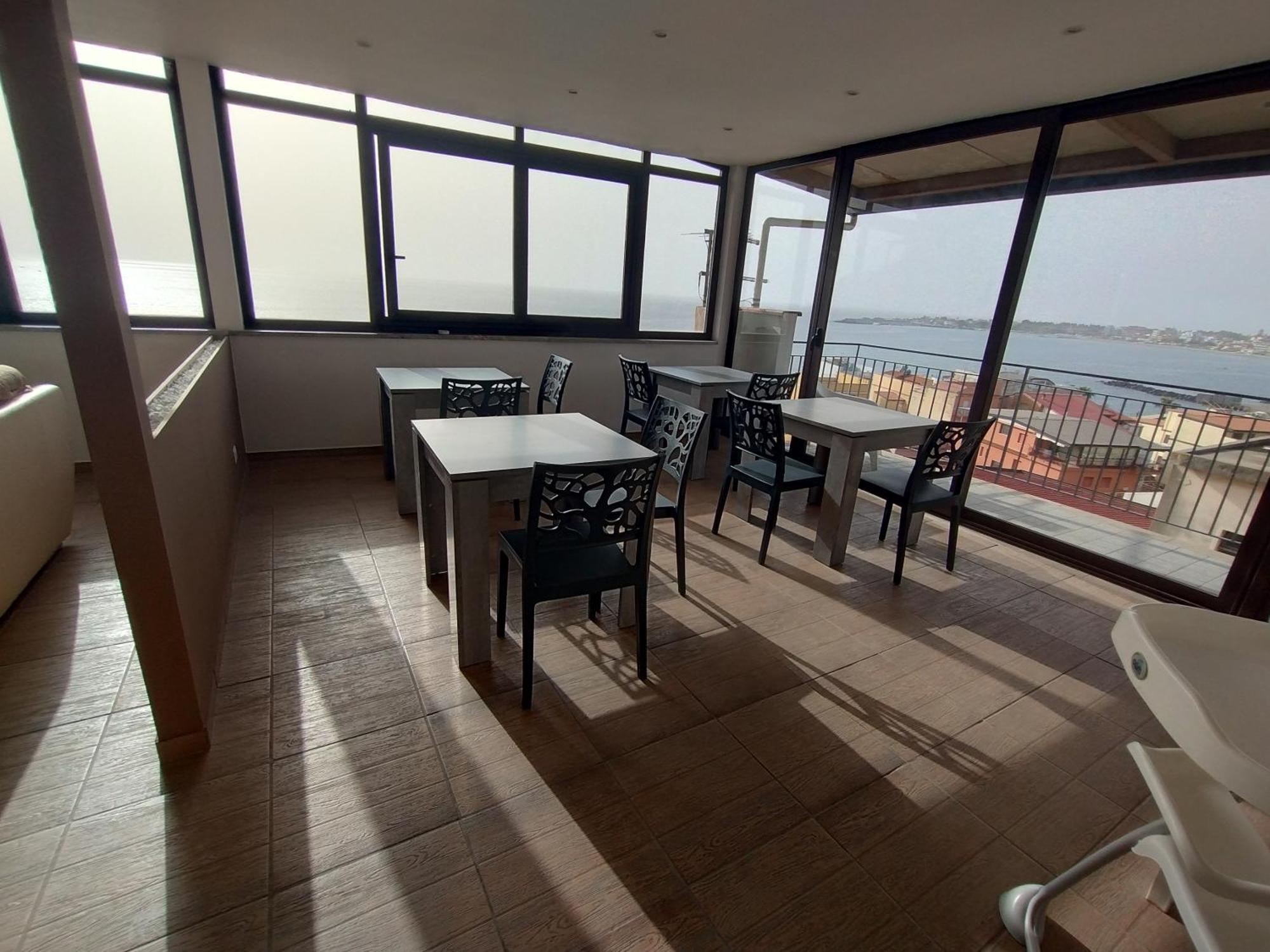 Nick & Santo'S Holiday Homes B&B Giardini Naxos Eksteriør bilde
